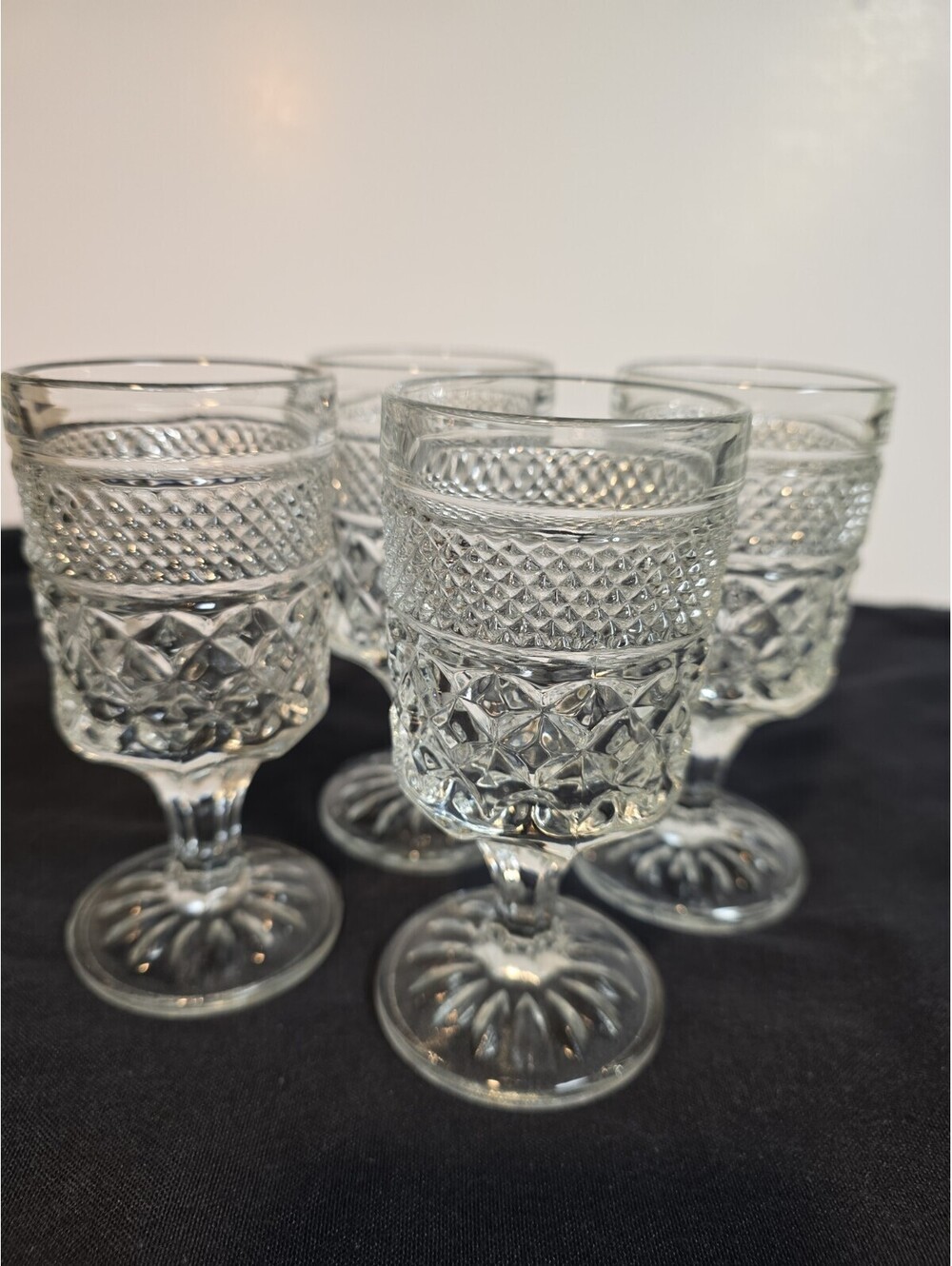 ANCHOR HOCKING WEXFORD Claret Wine Glasses 5 3/8” VTG Set of 4